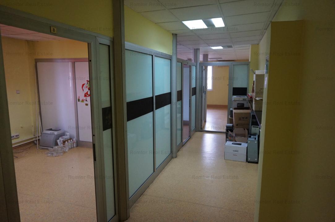 Palatul Parlamentului-Parcul Carol, 3 imobile singur curte - foto 2