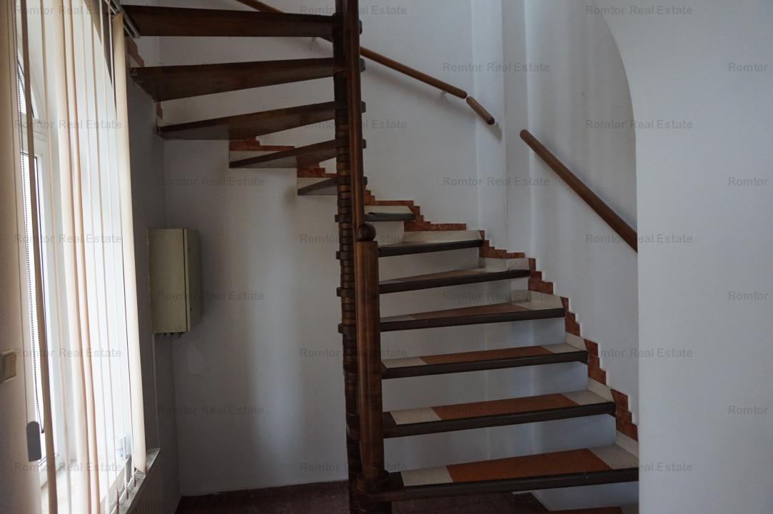 Palatul Parlamentului-Parcul Carol, 3 imobile singur curte - foto 12