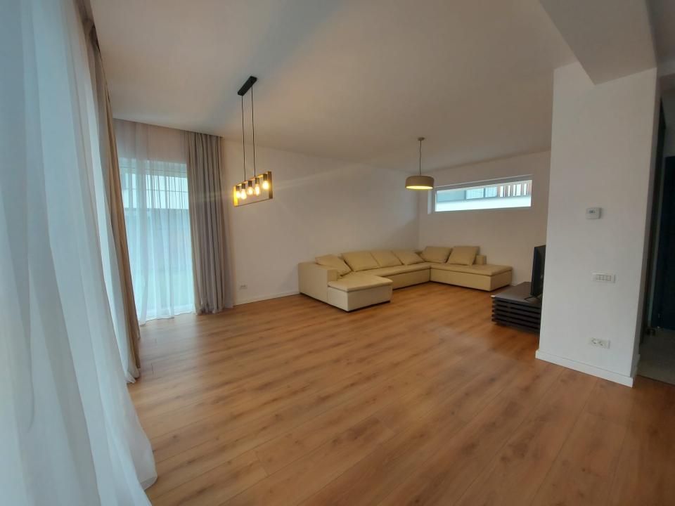 Pipera, vila cu 4 camere de inchiriat, 146 mp utili - 