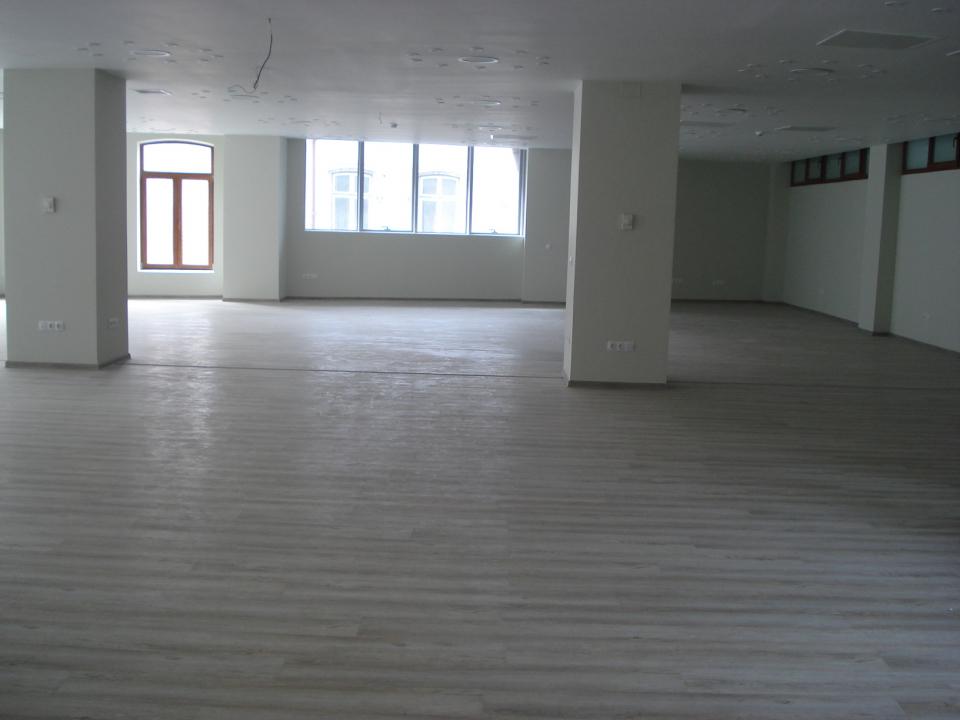 Birouri zona Unirii - Centru Civic - Universitate - 