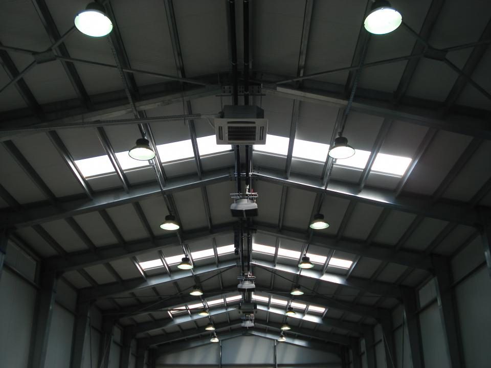 Zona Est, Autostrada Soarelui, Branesti - Makita, farmaceutice, alimentare - foto 3