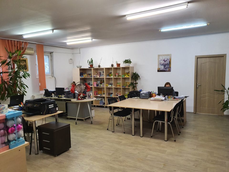 Zona Est - Pantelimon - Cora - 